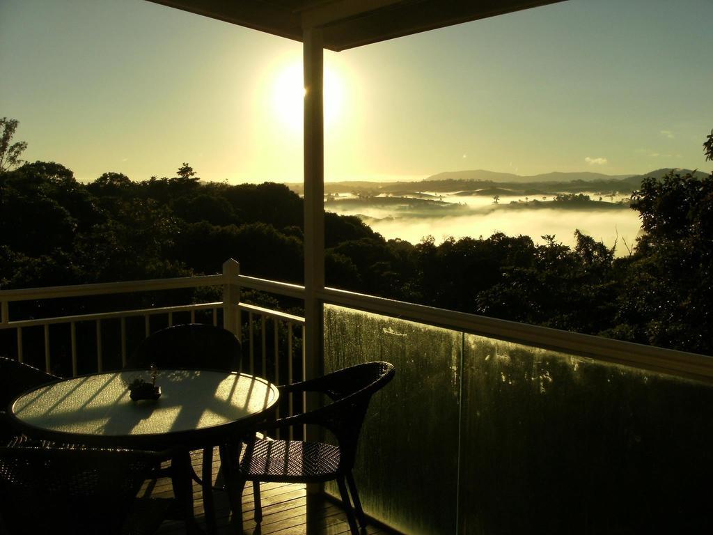 Tinaroo Sunset Retreat Bed & Breakfast Barrine Luaran gambar